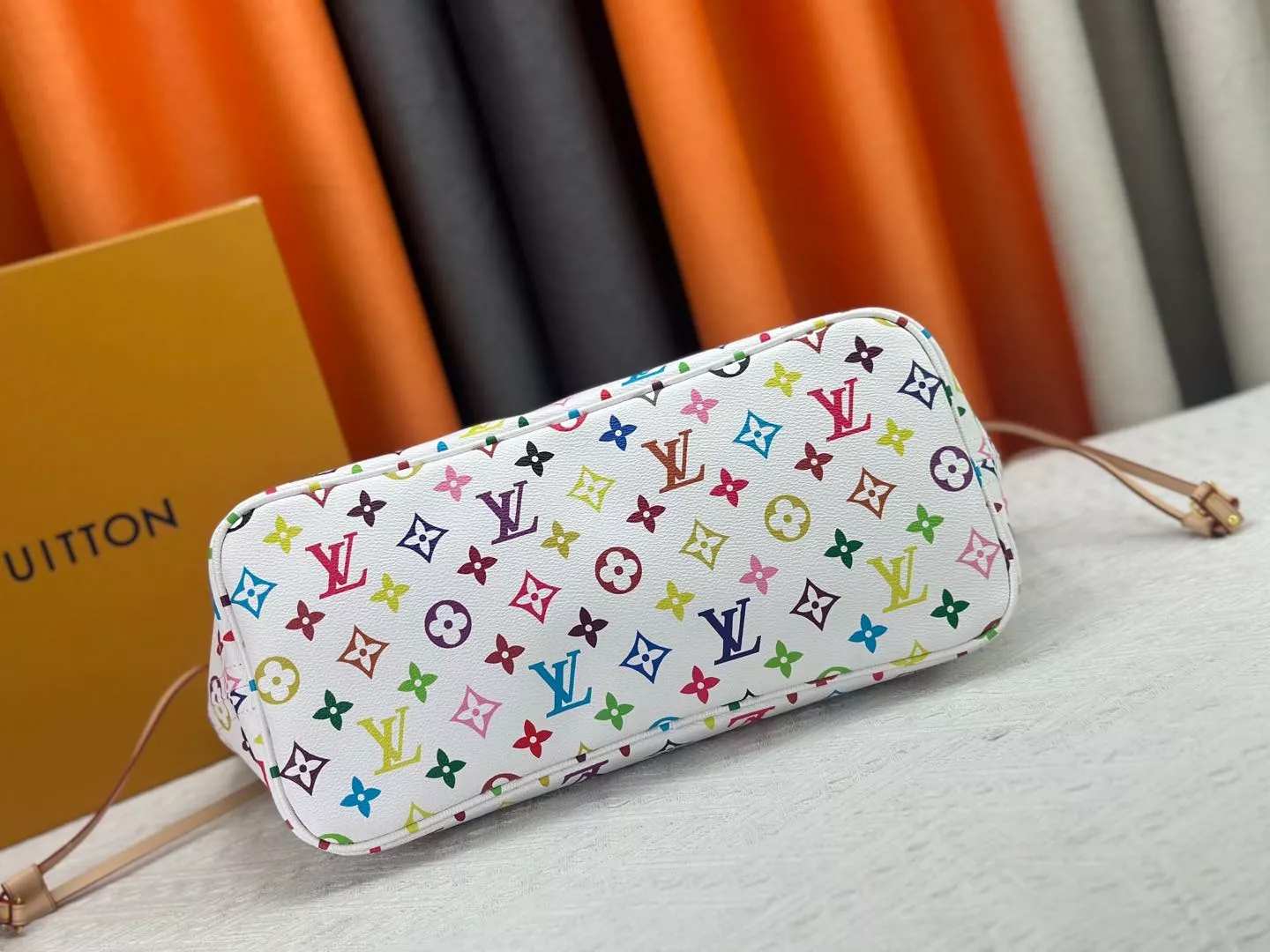 Practical 9441 Louis Vuitton AAA Quality Shoulder Bags For Women - Image 4