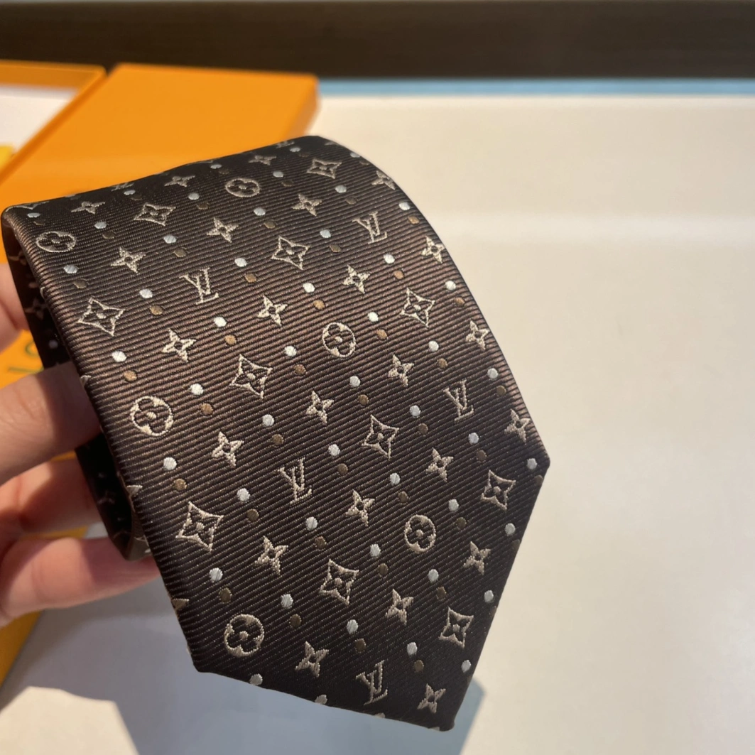 Refined 3289 Louis Vuitton LV Necktie For Men - Image 4