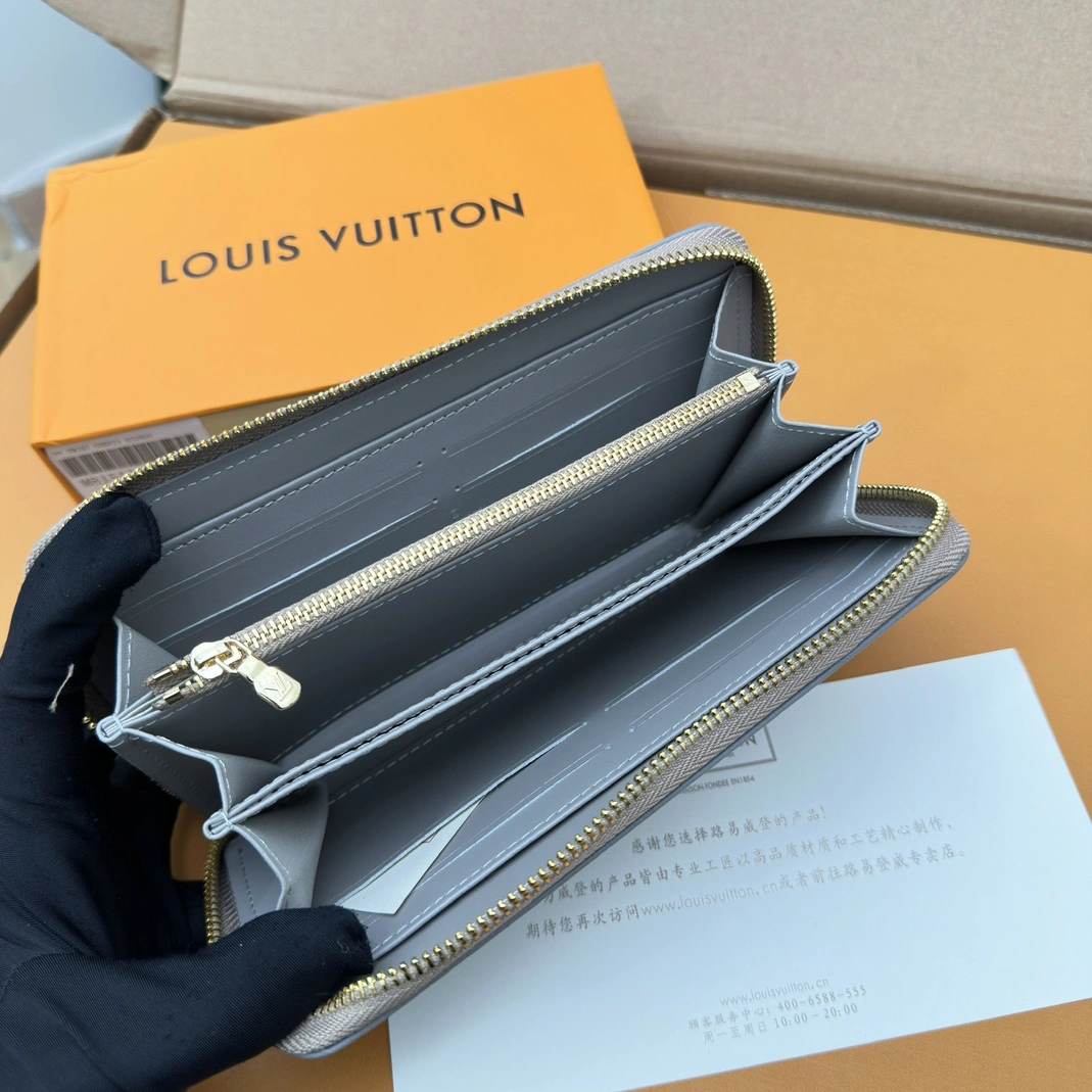 Refined 5131 Louis Vuitton LV Wallets For Women - Image 5