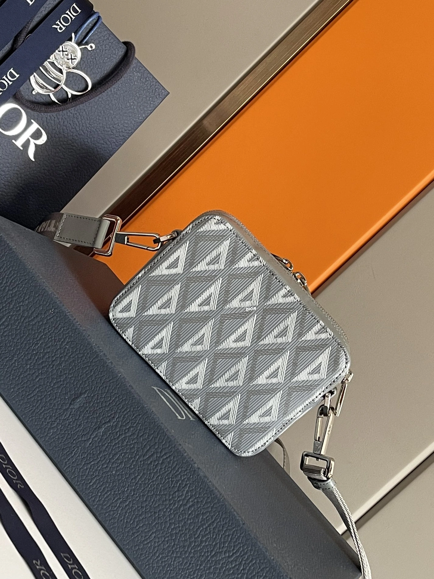 Refined 5953 Christian Dior AAA Man Messenger Bags - Image 3