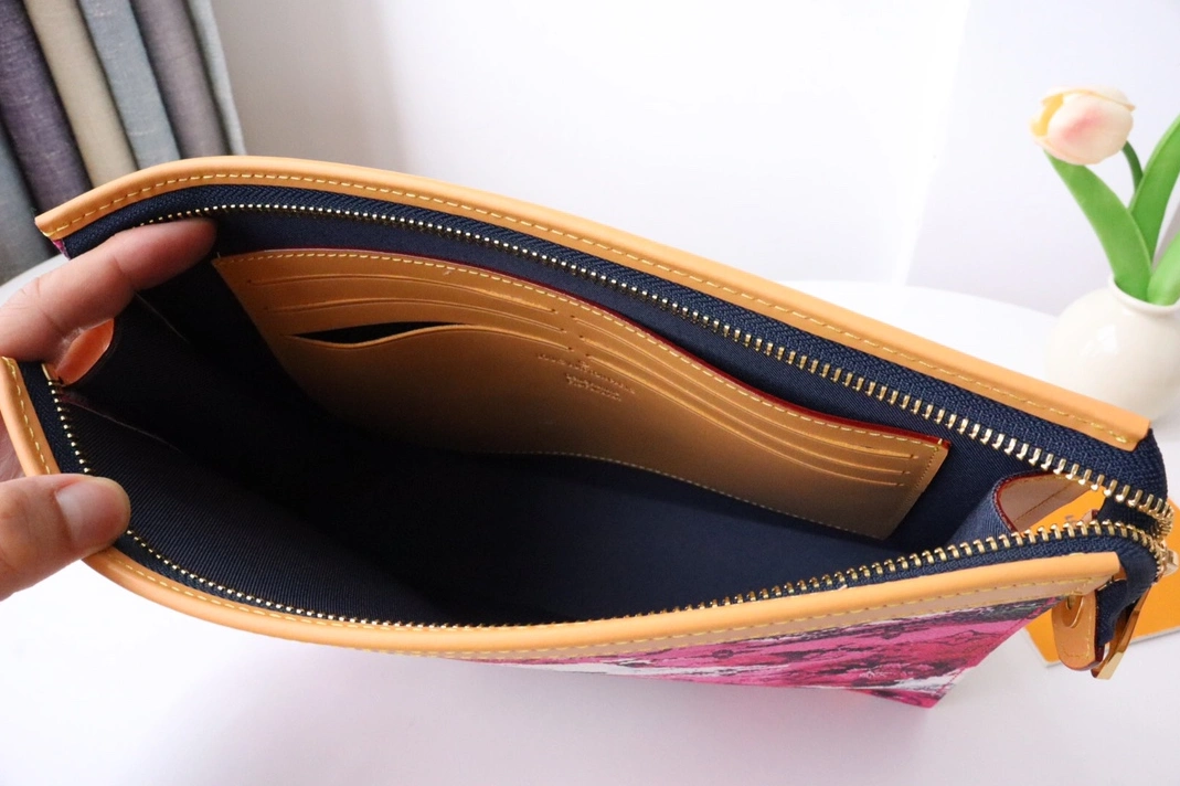 Refined 7380 Louis Vuitton AAA Quality Wallets - Image 7