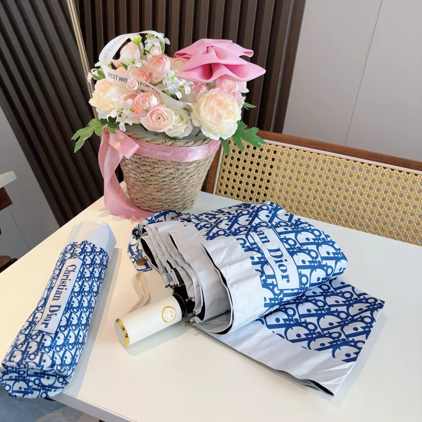 Reliable 2837 Christian Dior Umbrellas - Image 8