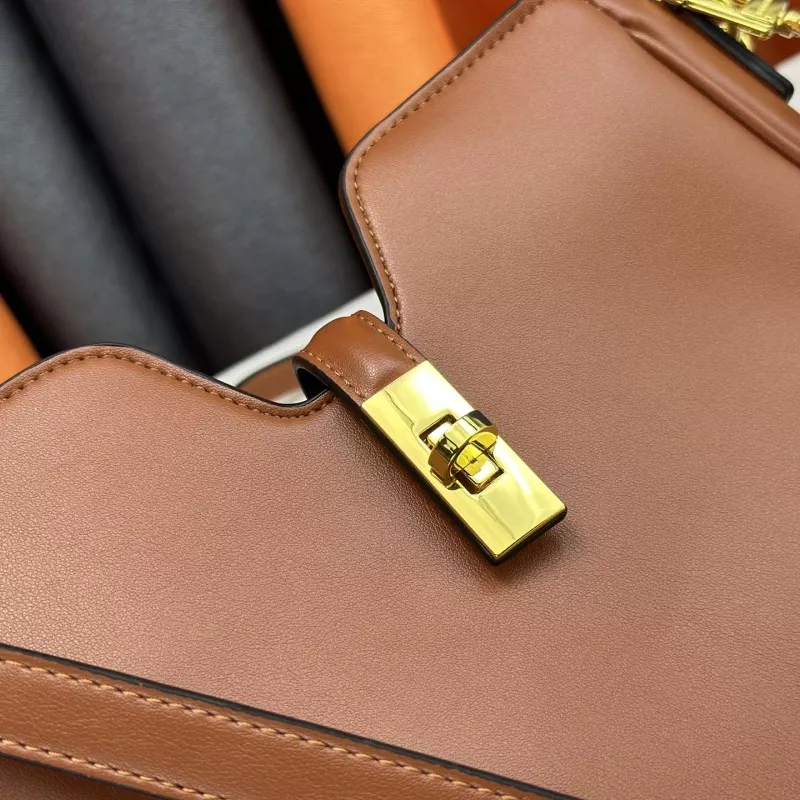 Reliable 5650 Louis Vuitton AAA Quality Messenger Bags For Women - Image 5