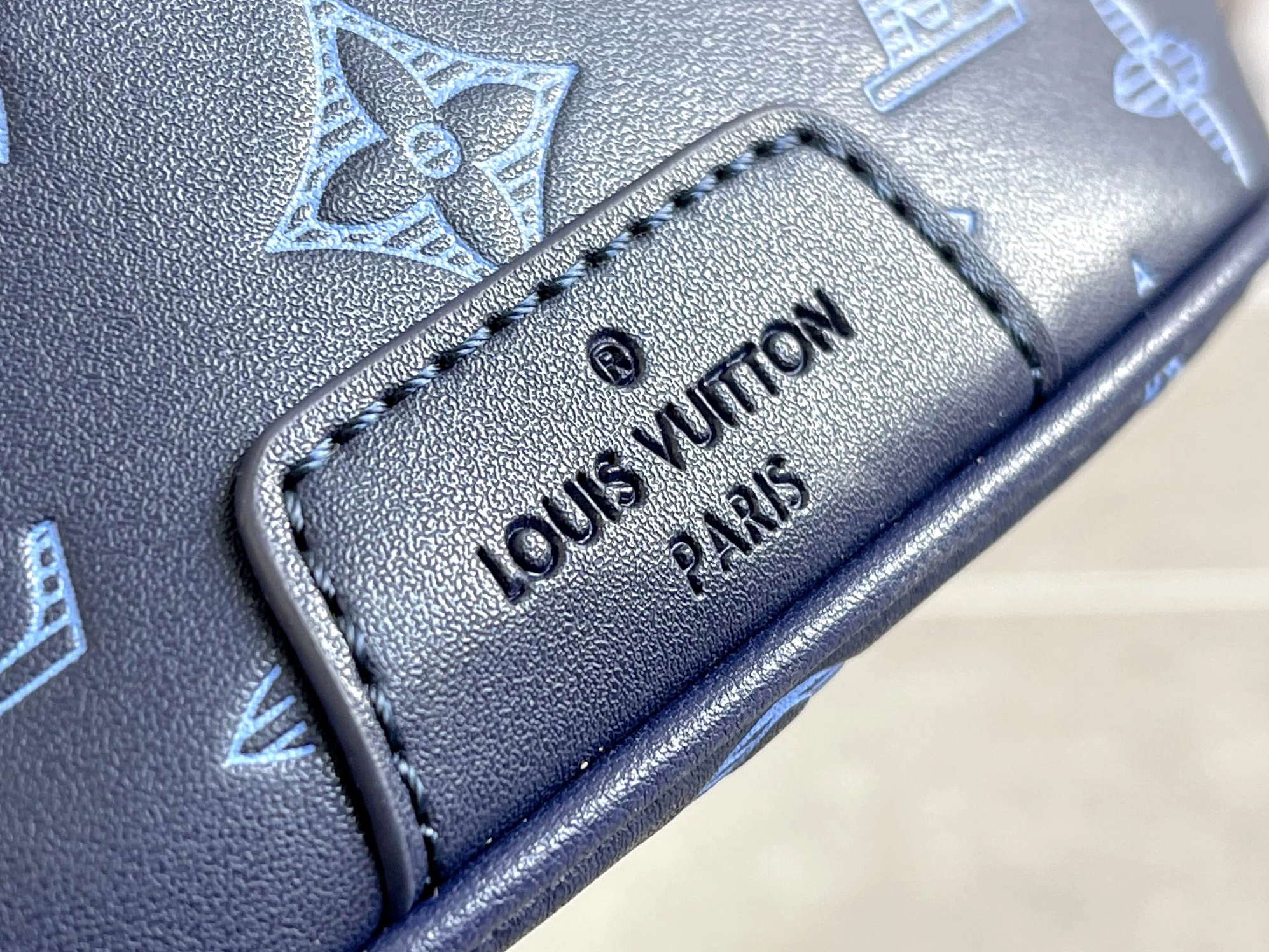 Reliable 7131 Louis Vuitton LV AAA Quality Belt Bags - Image 5