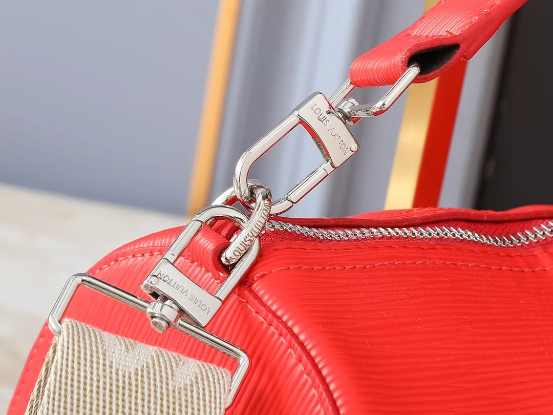 Resilient 5338 Louis Vuitton AAA Quality Messenger Bags For Unisex - Image 5