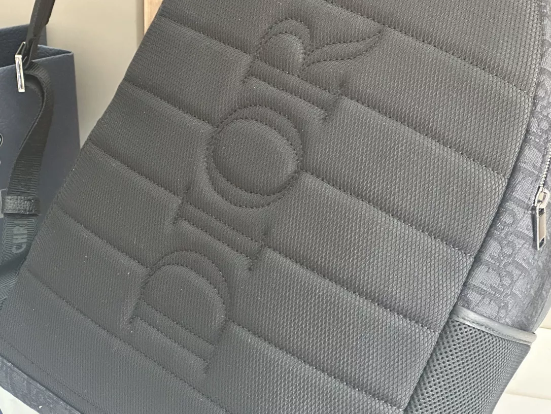 Resilient 7199 Christian Dior AAA Man Backpacks - Image 4