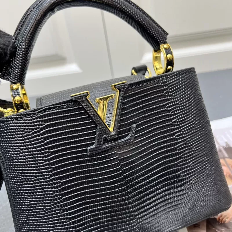 Sleek 1511 Louis Vuitton AAA Quality Handbags For Women - Image 4