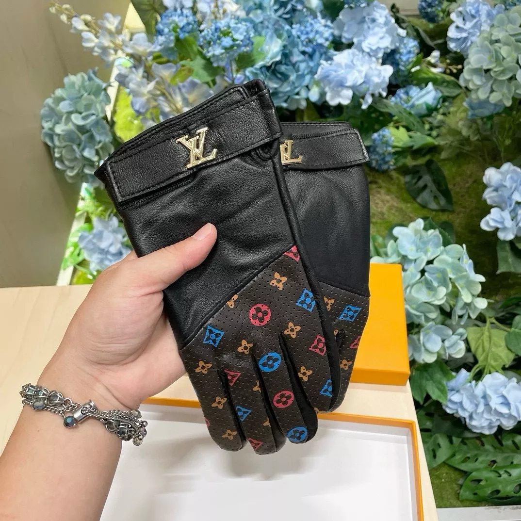 Sleek 4148 Louis Vuitton LV Gloves For Women - Image 6