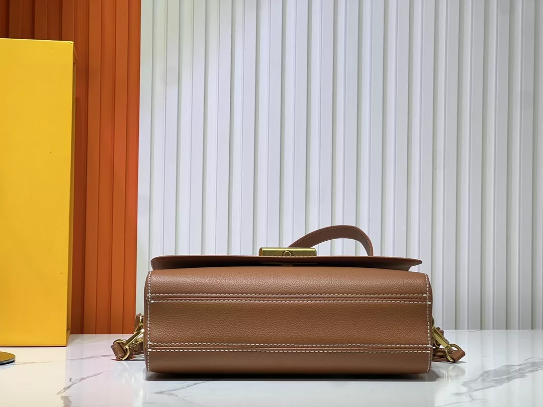 SmartChoice 1732 Louis Vuitton AAA Quality Messenger Bags For Women - Image 7