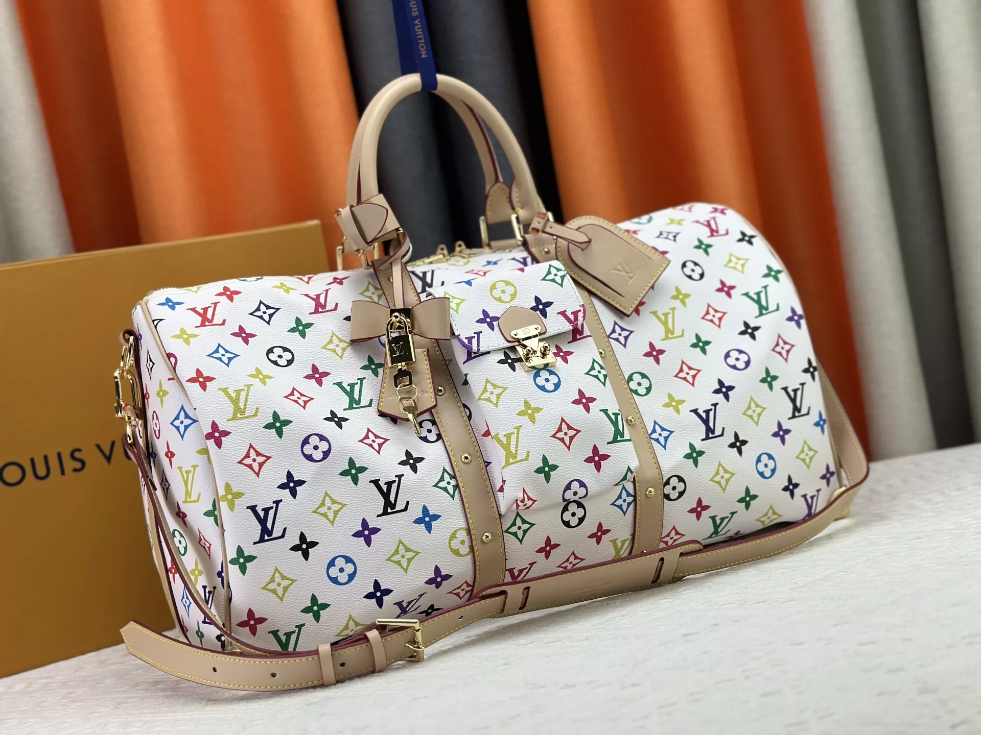 SmartChoice 1988 Louis Vuitton Travel Bags