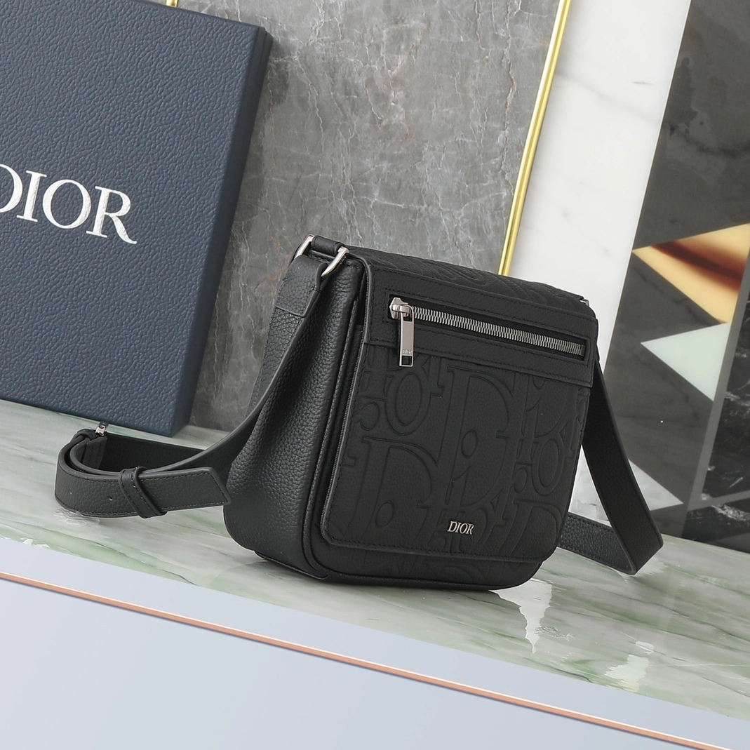 SmartChoice 2943 Christian Dior AAA Man Messenger Bags