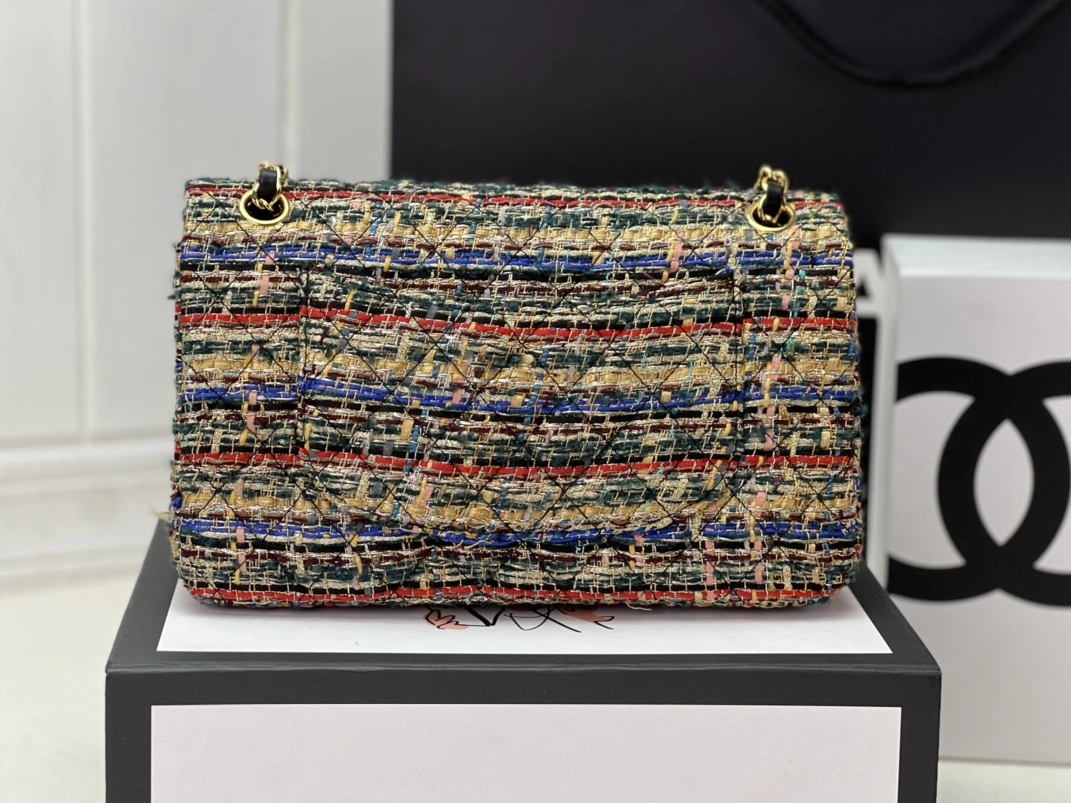 SportInspired 3675 Chanel AAA Quality Messenger Bags For Women - Image 3