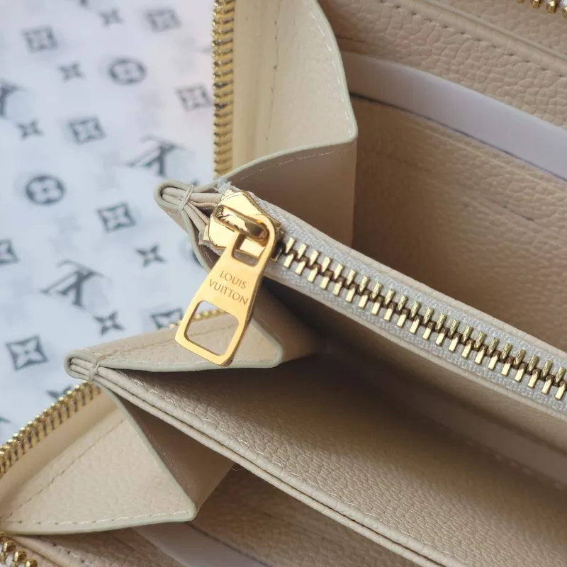 SportInspired 931 Louis Vuitton AAA Quality Card Case - Image 7