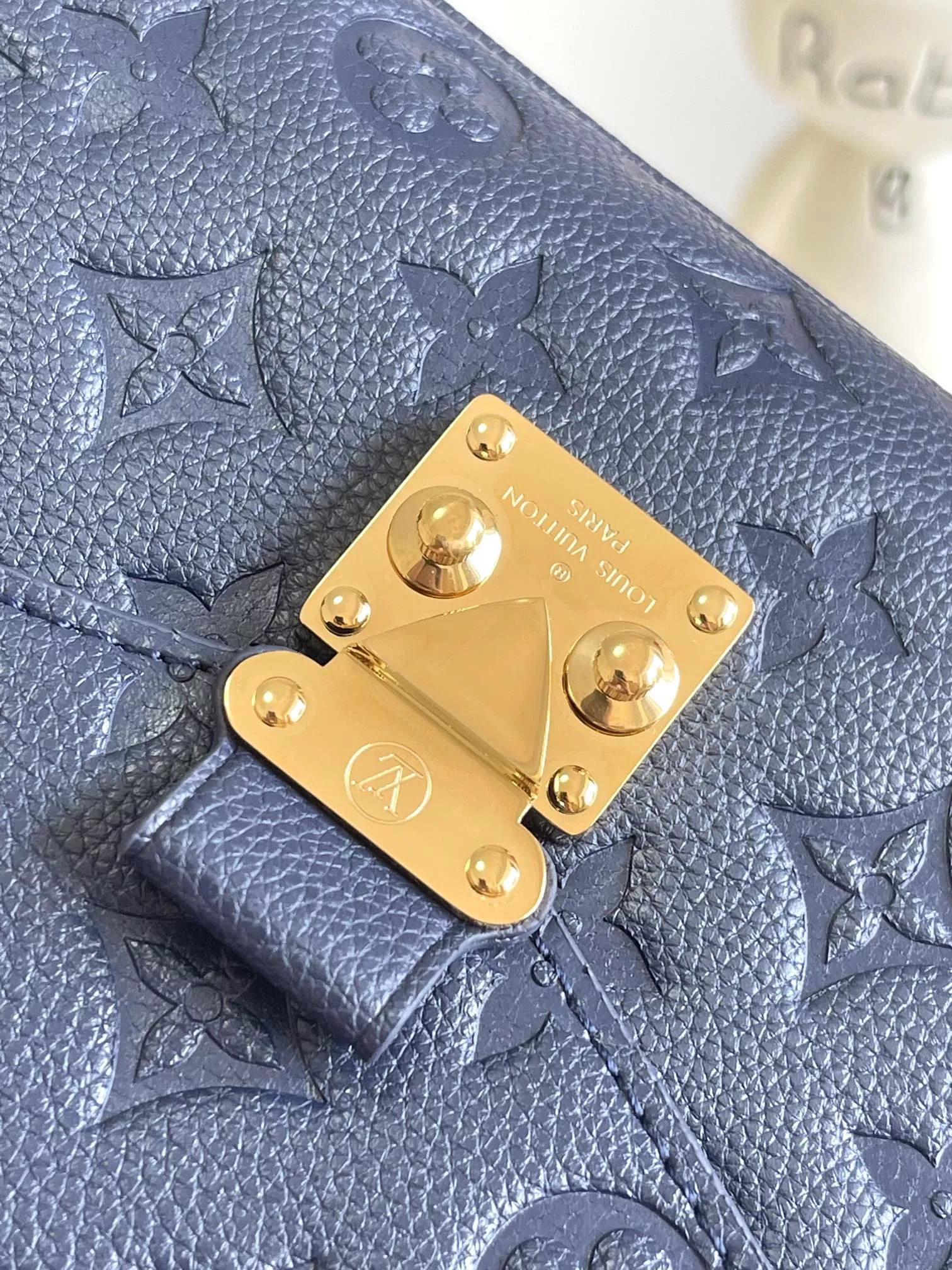 StreetReady 2782 Louis Vuitton AAA Quality Messenger Bags For Women - Image 5