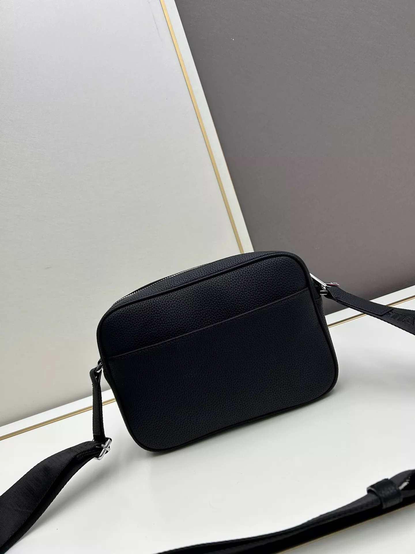 StreetReady 3478 Christian Dior AAA Man Messenger Bags - Image 3