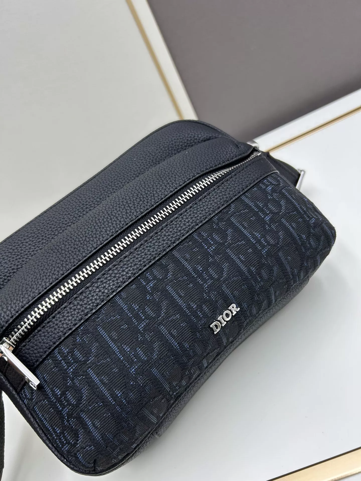 StreetReady 3478 Christian Dior AAA Man Messenger Bags - Image 4