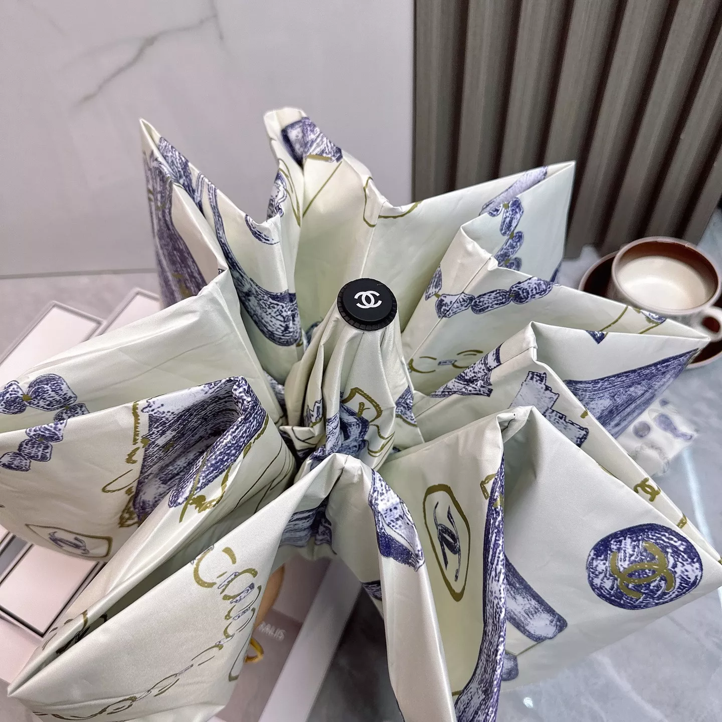 StreetReady 4918 Chanel Umbrellas - Image 5