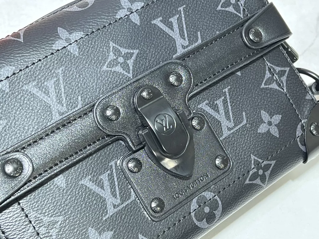 Timeless 1094 Louis Vuitton AAA Quality Messenger Bags For Women - Image 4