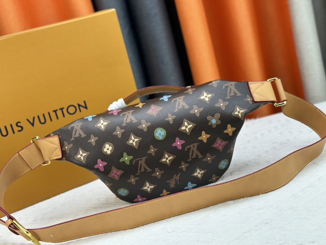 Timeless 2741 Louis Vuitton LV AAA Quality Belt Bags For Unisex - Image 5