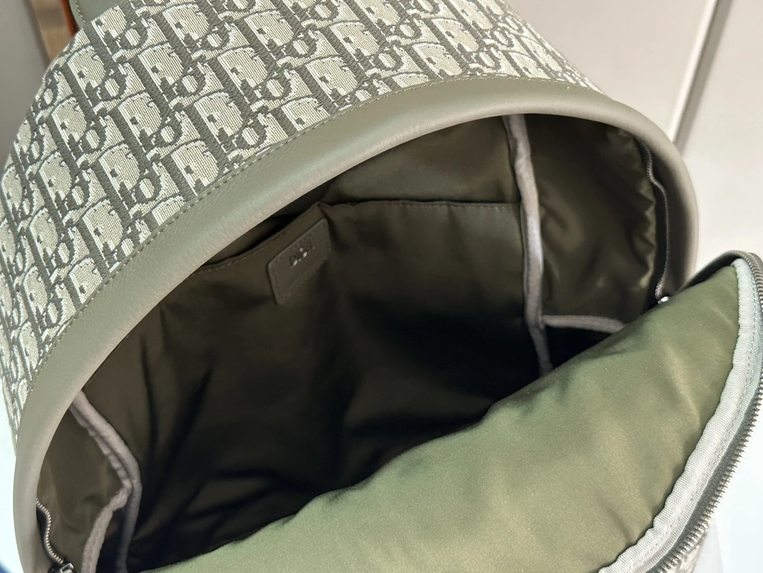 Timeless 5096 Christian Dior AAA Man Backpacks - Image 8