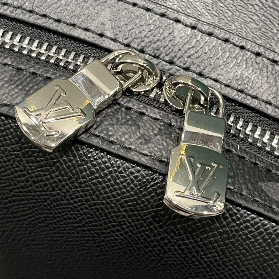 Timeless 7079 Louis Vuitton AAA Quality Backpacks For Unisex - Image 6