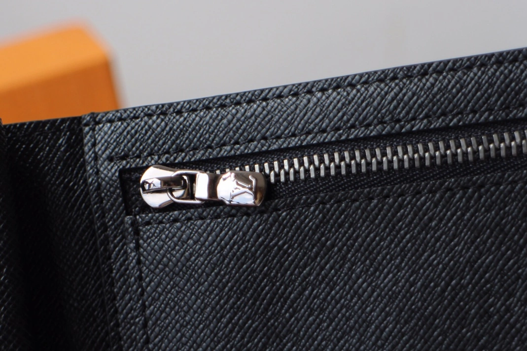 TopPick 1832 Louis Vuitton AAA Quality Wallets - Image 5