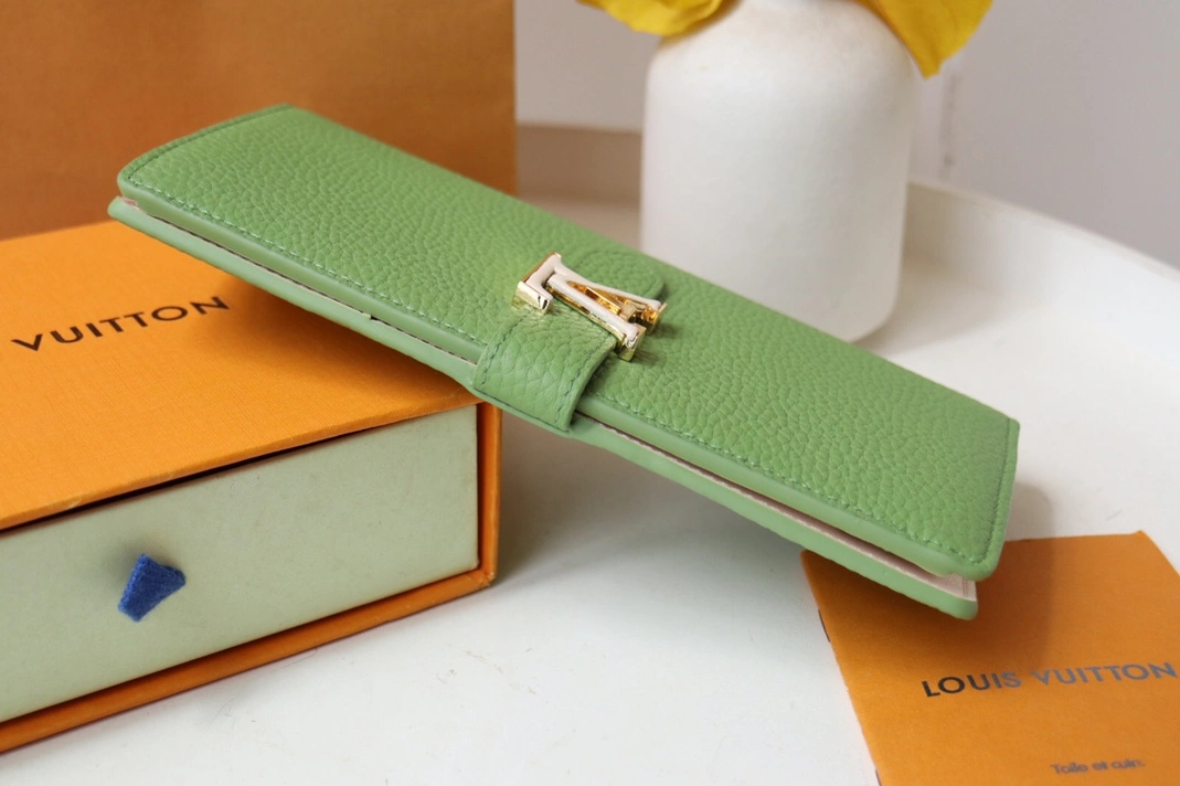 TopPick 4776 Louis Vuitton AAA Quality Card Case - Image 4