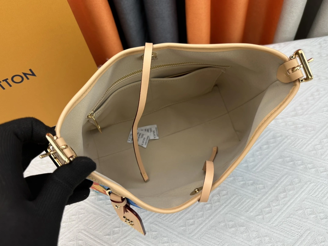 Trendsetting 5434 Louis Vuitton AAA Quality Shoulder Bags For Women - Image 8