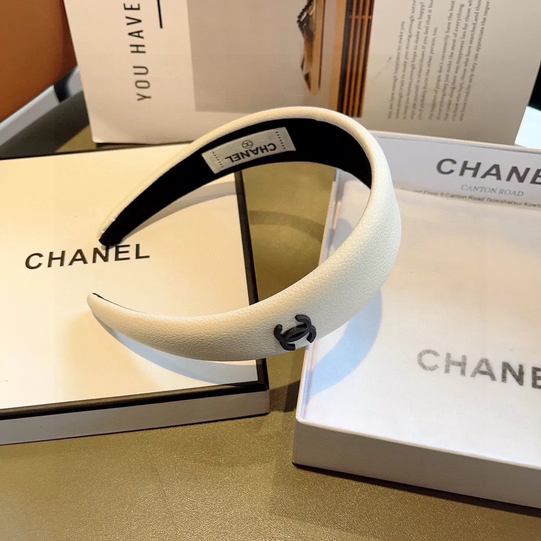 Trendy 1572 Chanel Headband For Women