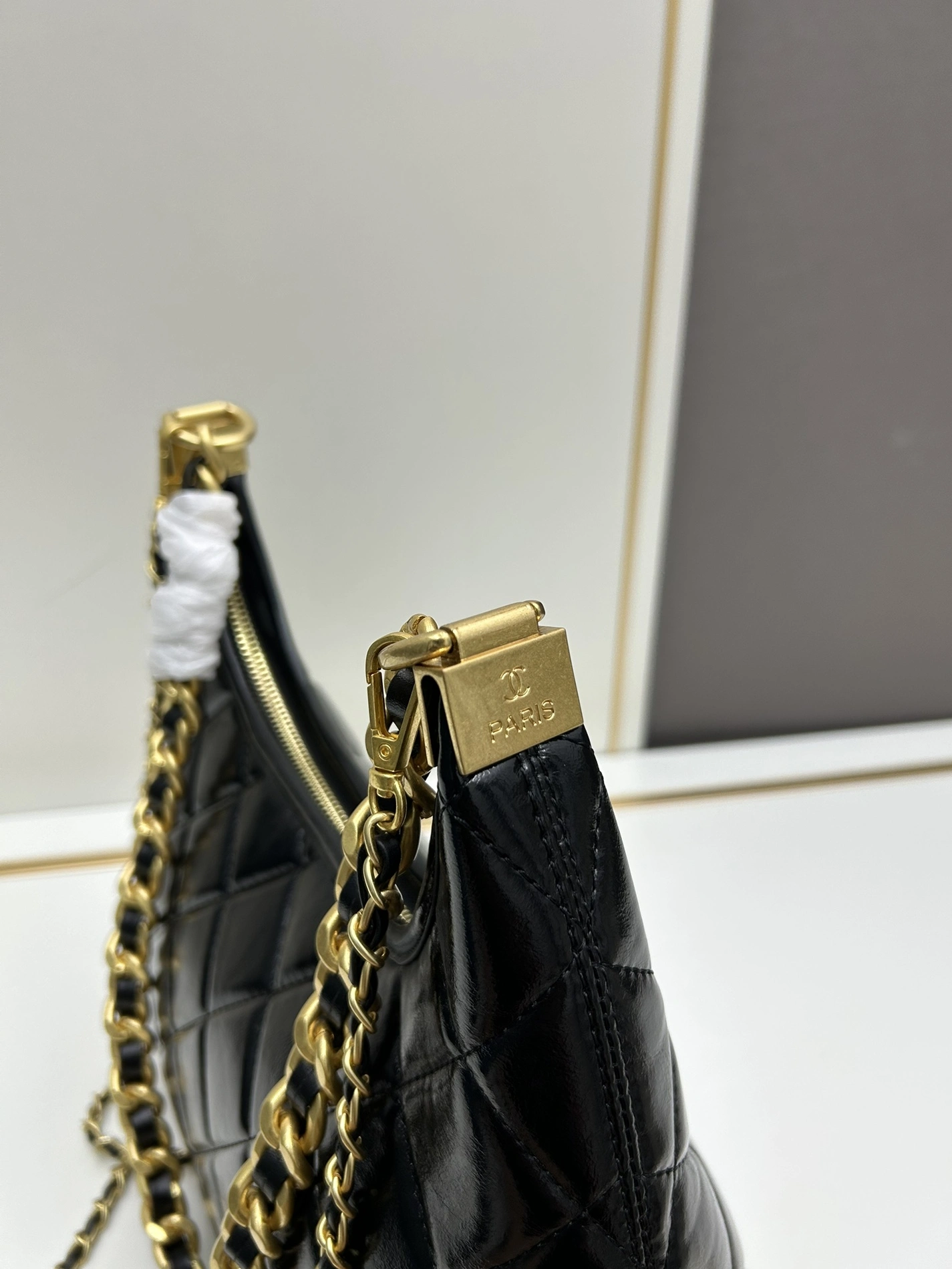 Trendy 396 Chanel AAA Quality Shoulder Bags For Women - Image 6