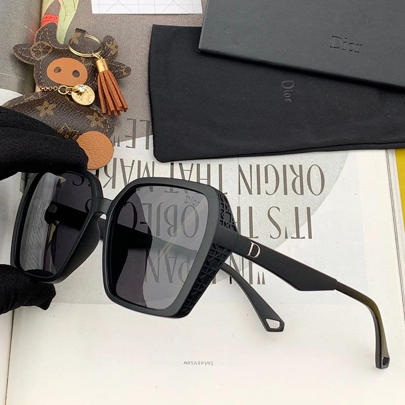 Trendy 8666 Dior D7732 Square Sunglasses In Black - Image 3