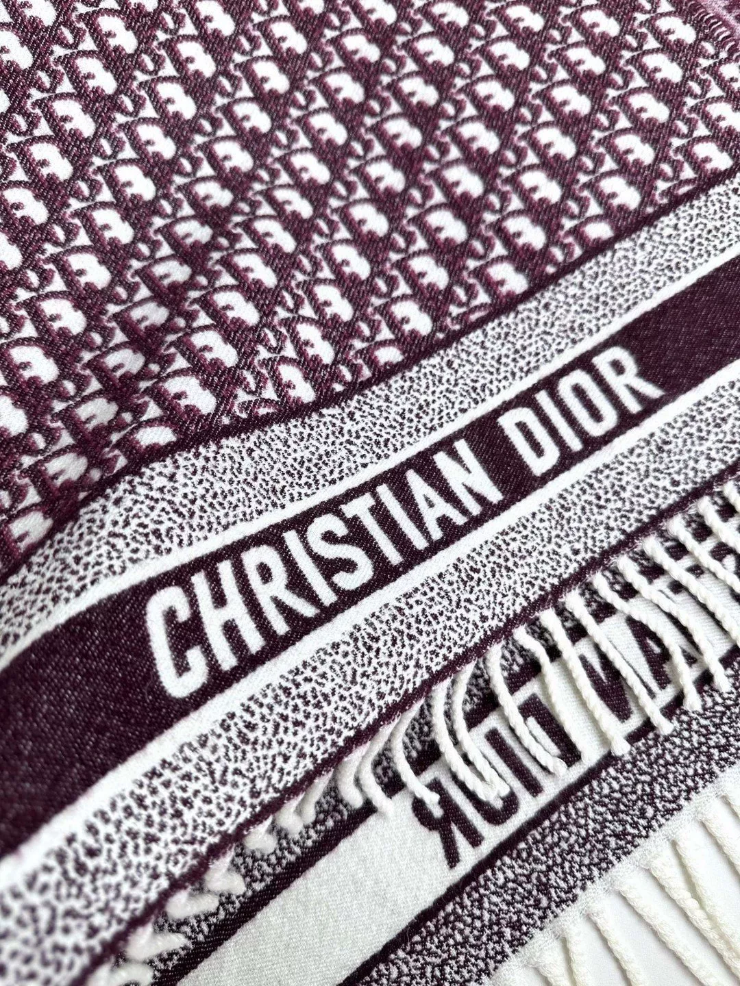 Unique 4182 Christian Dior Scarf For Women - Image 5