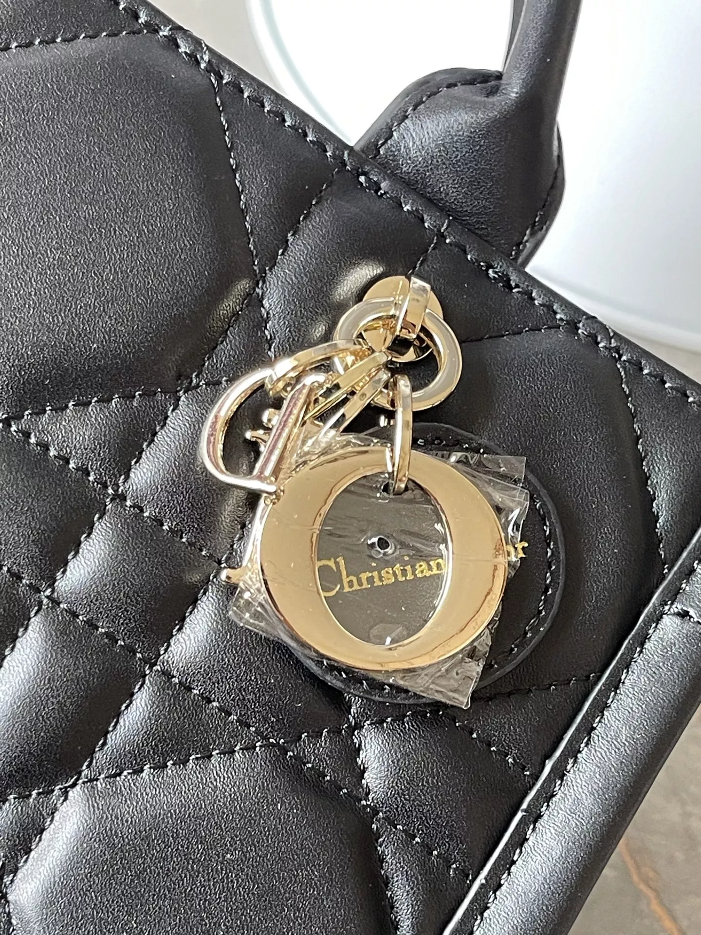 Unique 5401 Christian Dior AAA Quality Handbags For Women - Image 4