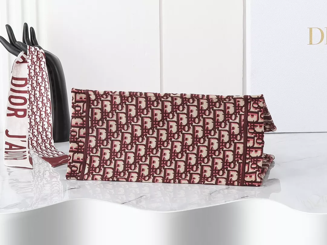 Unique 8923 Christian Dior AAA Quality Tote-Handbags For Women - Image 7