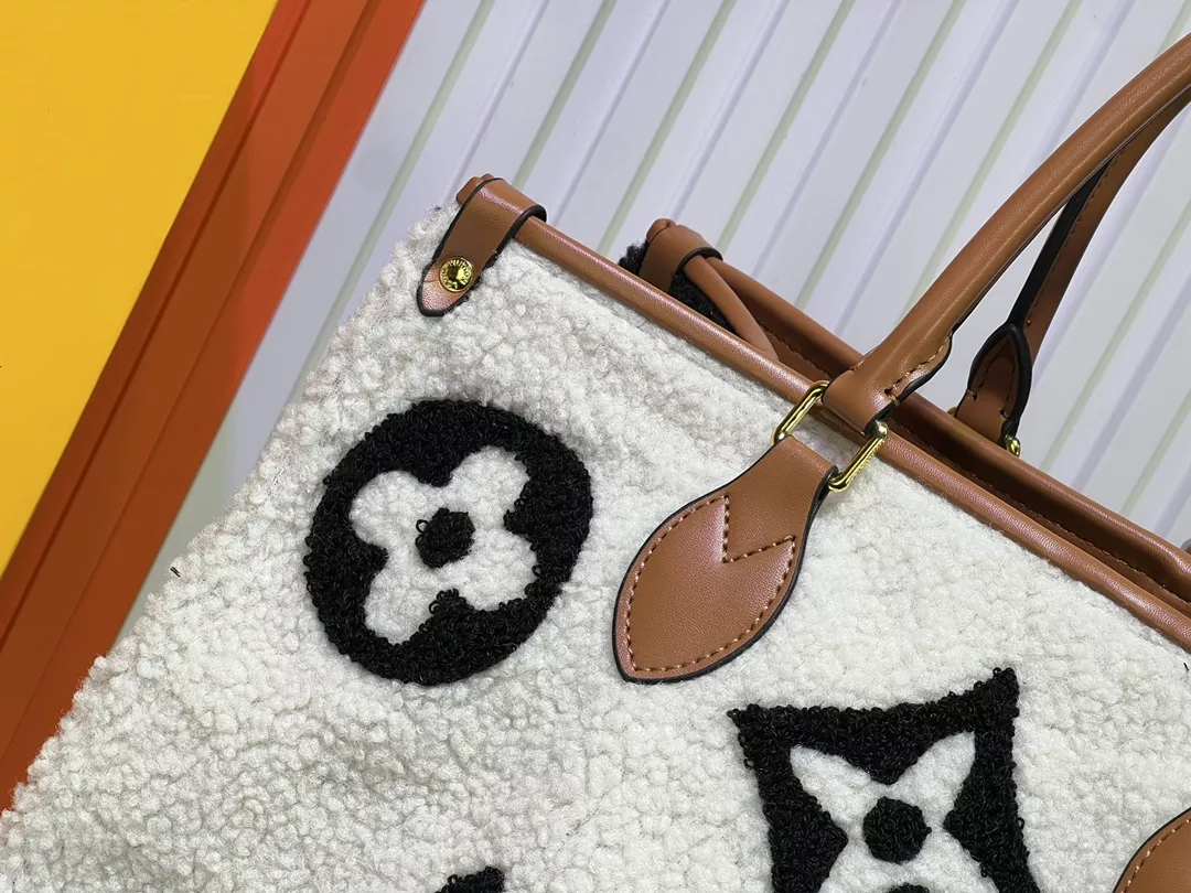 UrbanStyle 513 Louis Vuitton AAA Quality Tote-Handbags For Women - Image 4