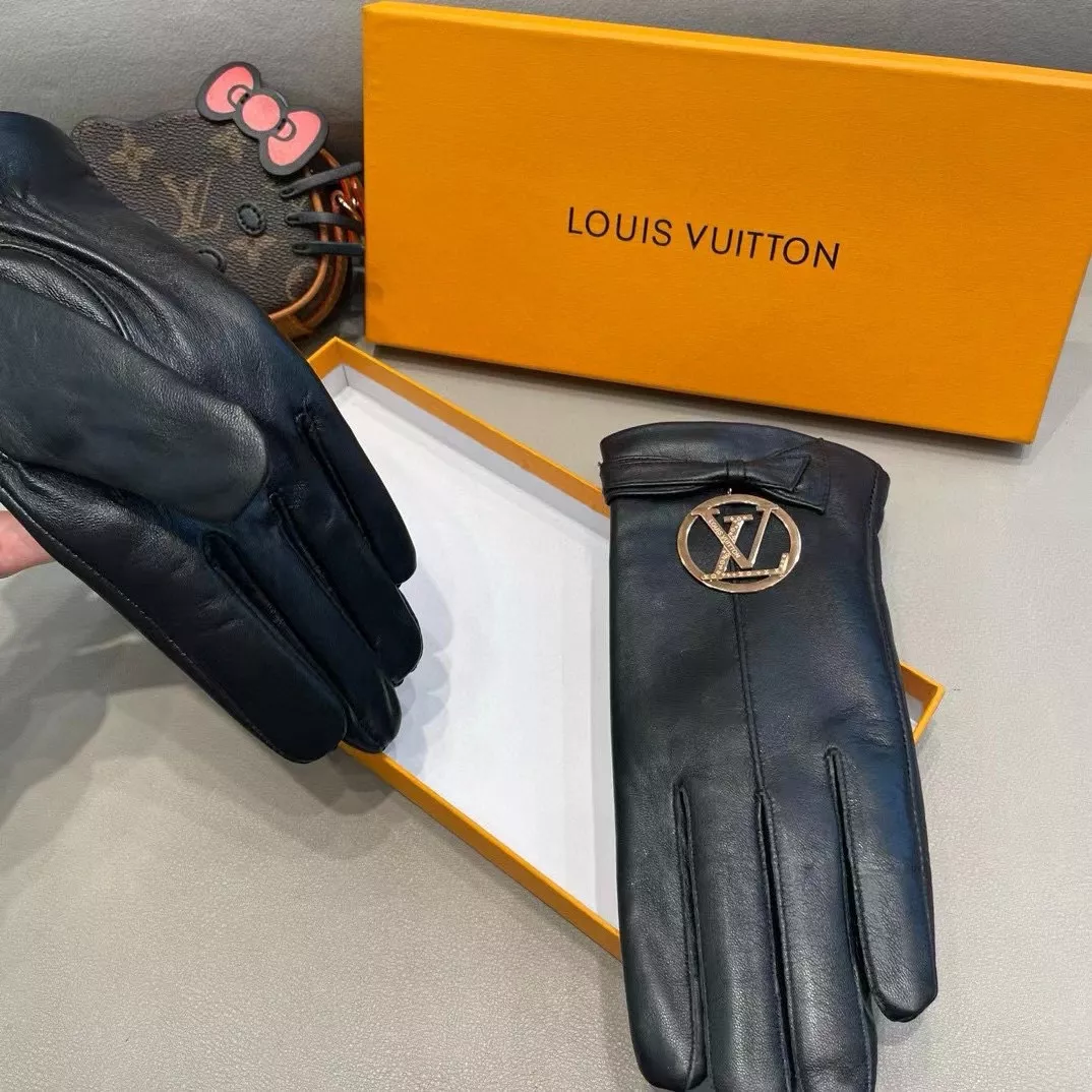 UrbanStyle 6697 Louis Vuitton LV Gloves For Women - Image 6