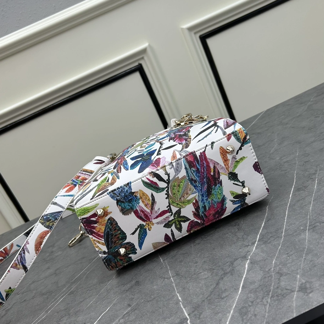 UrbanStyle 7237 Christian Dior AAA Quality Handbags For Women - Image 5