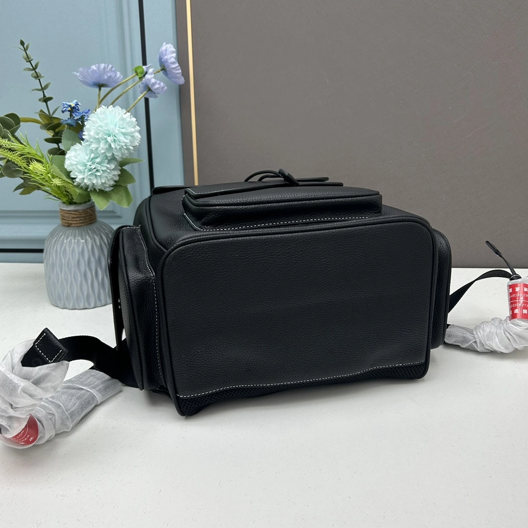 UrbanStyle 8822 Christian Dior AAA Man Backpacks - Image 4