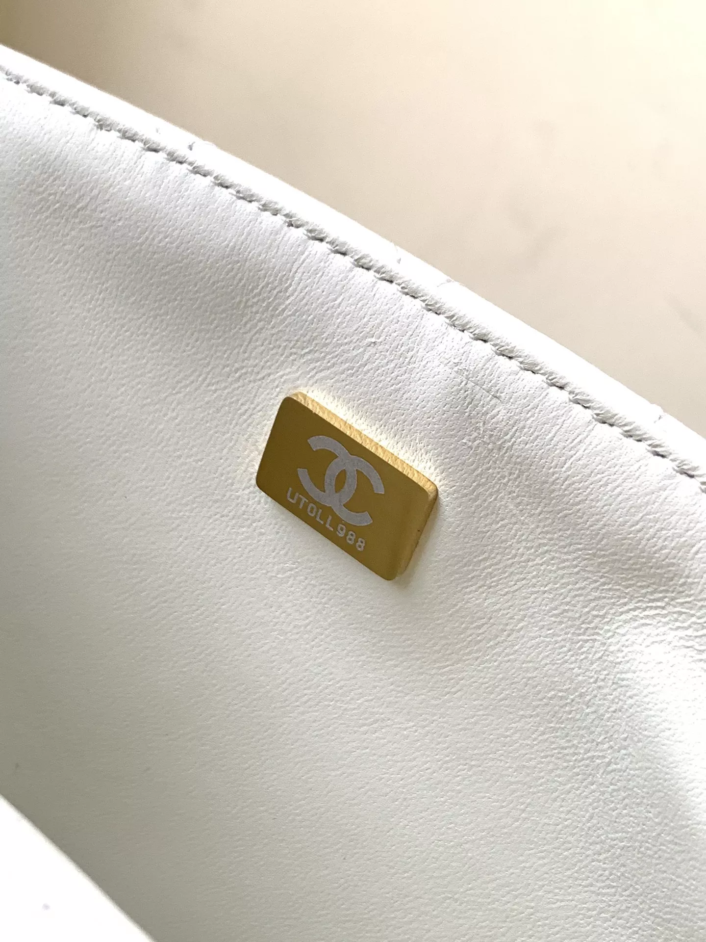 Versatile 5282 Chanel AAA Quality Messenger Bags For Women - Image 8