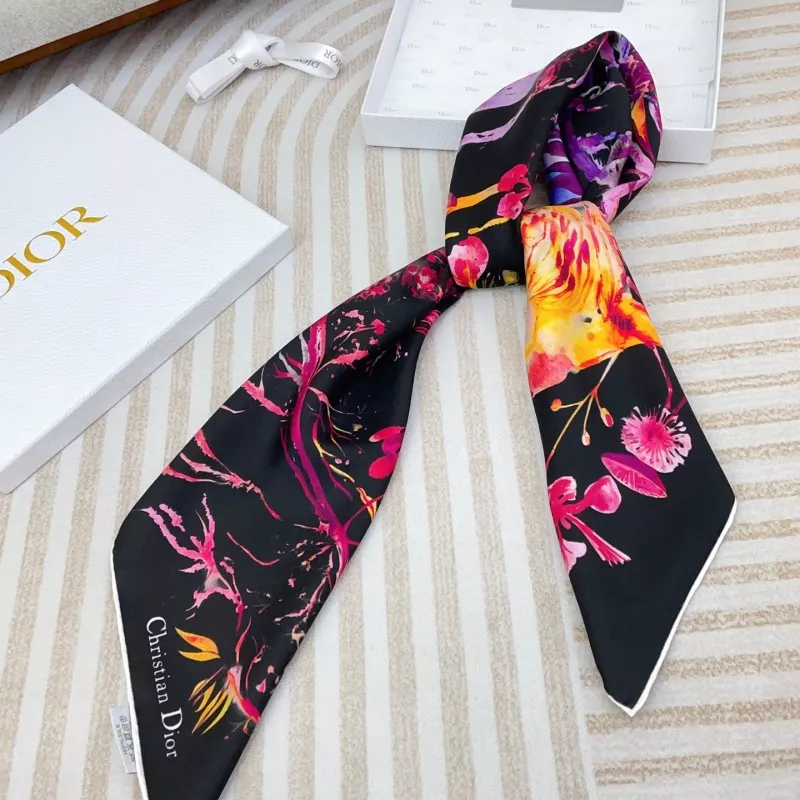 Versatile 709 Christian Dior Silk Squares - Image 4