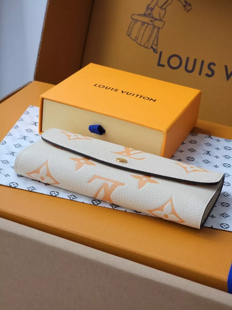 Vibrant 3044 Louis Vuitton AAA Quality Card Case - Image 3