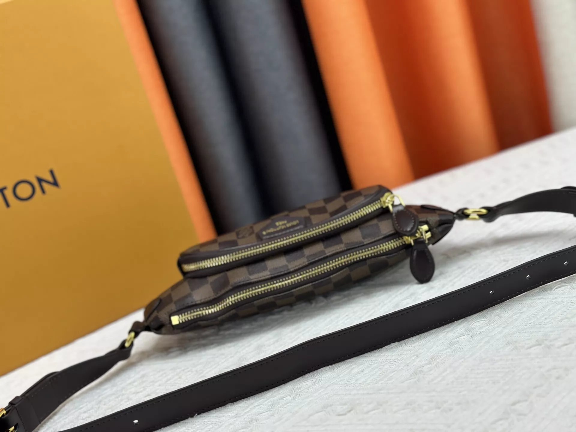 WellDesigned 9139 Louis Vuitton LV AAA Quality Belt Bags - Image 4