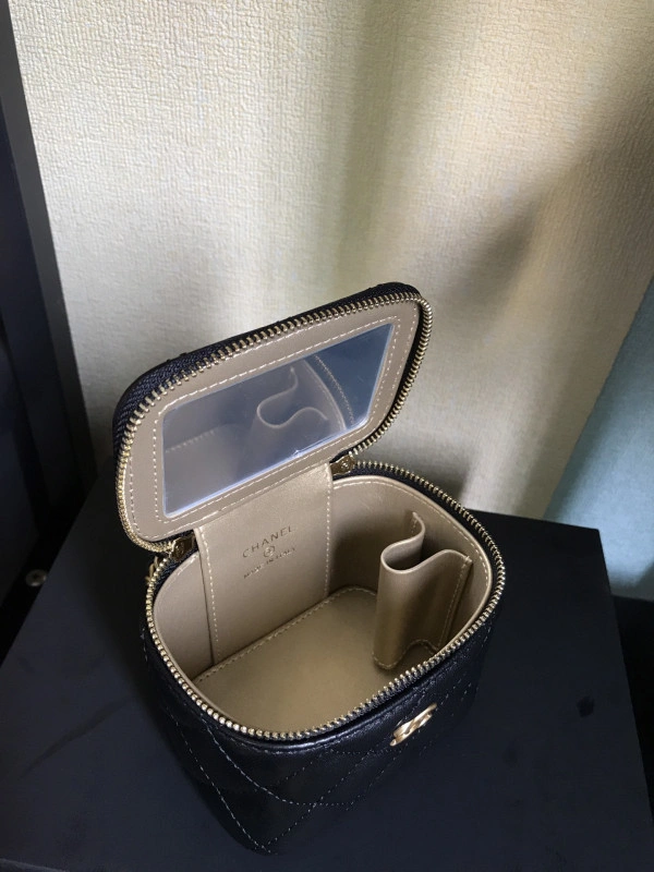 SportInspired CHANEL SMALL VANITY WITH CHAIN 1249 - Image 3