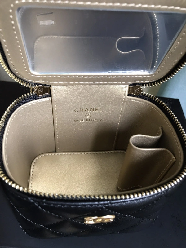 SportInspired CHANEL SMALL VANITY WITH CHAIN 1249 - Image 7