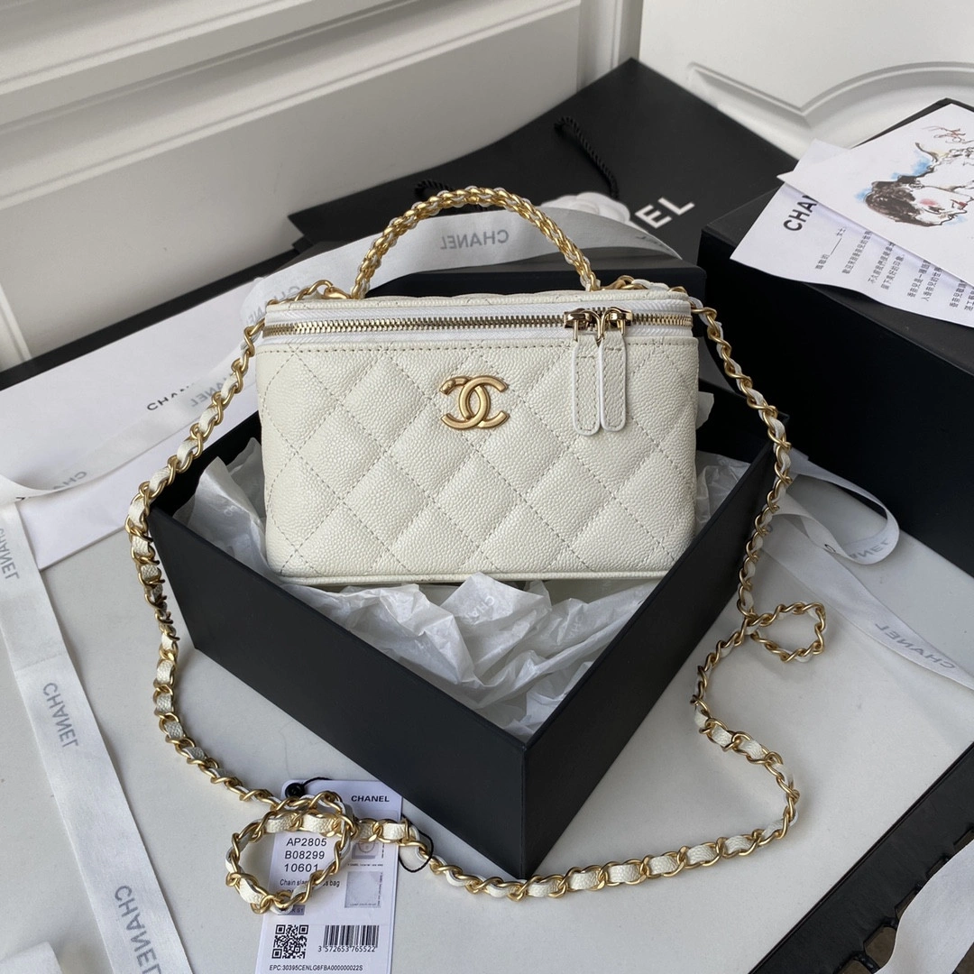 CHANEL VANITY CASE WellDesigned 1250