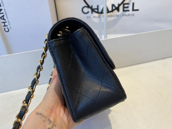 Affordable CHANEL FLAP BAG 20CM 644 - Image 5