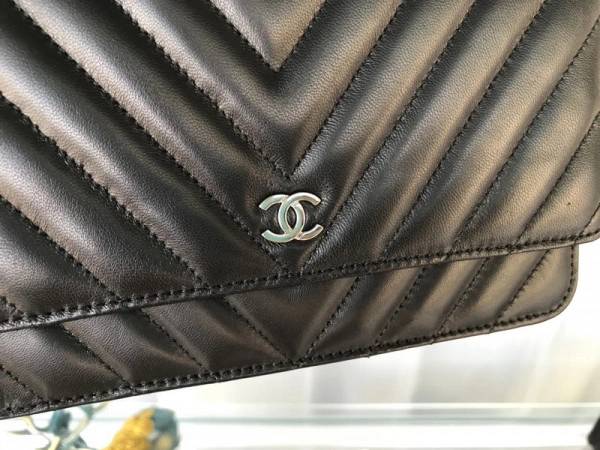 CHANEL Flap Bag Lambskin With Gold Silver Hardware GoAnywhere 842 - Image 12