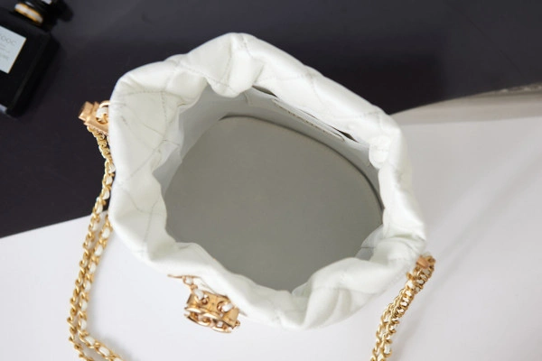 UrbanStyle CHANEL BUCKET BAG 249 - Image 8