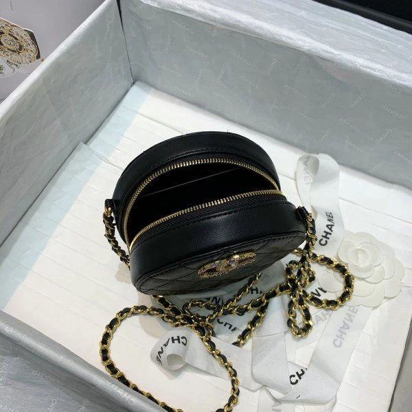 NewStyle CHANEL CHANELUTCH WITH CHAIN 1354 - Image 10