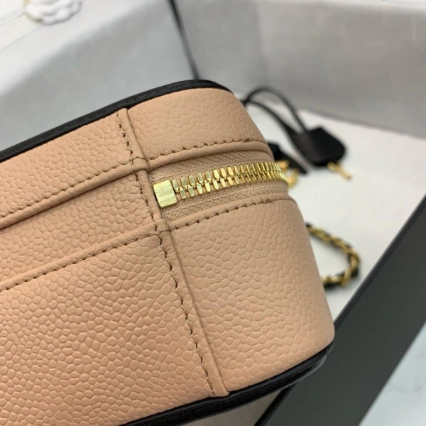 NewStyle CHANEL VANITY CASE 1297 - Image 7